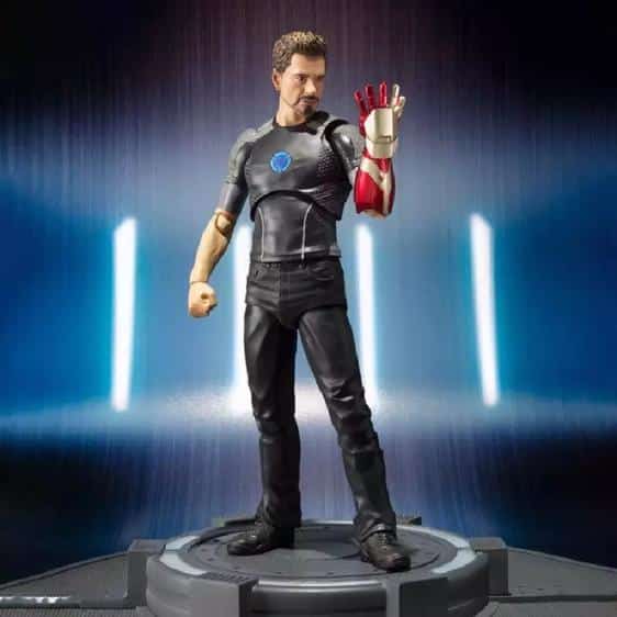 Iron Man III Tony Stark with Powered Stage Action Figure
